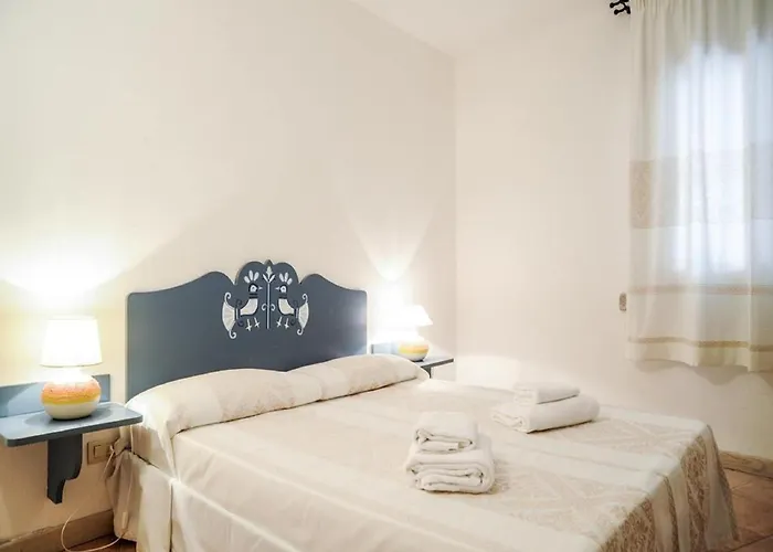 Coastal Retreat In Apartamento Porto Rotondo